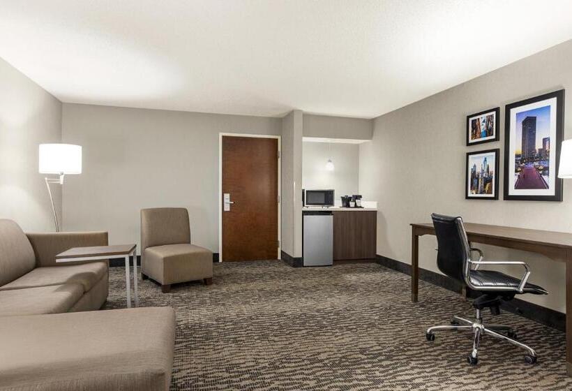 هتل La Quinta By Wyndham Newark   Elkton