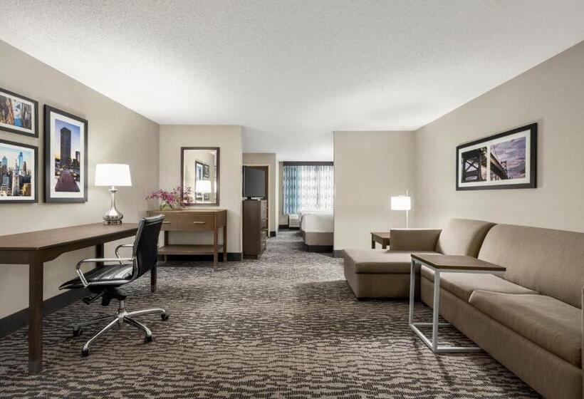 هتل La Quinta By Wyndham Newark   Elkton