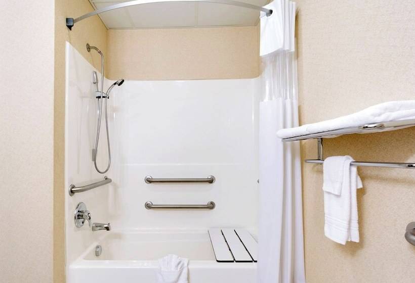 Magnuson Hotel West Liberty