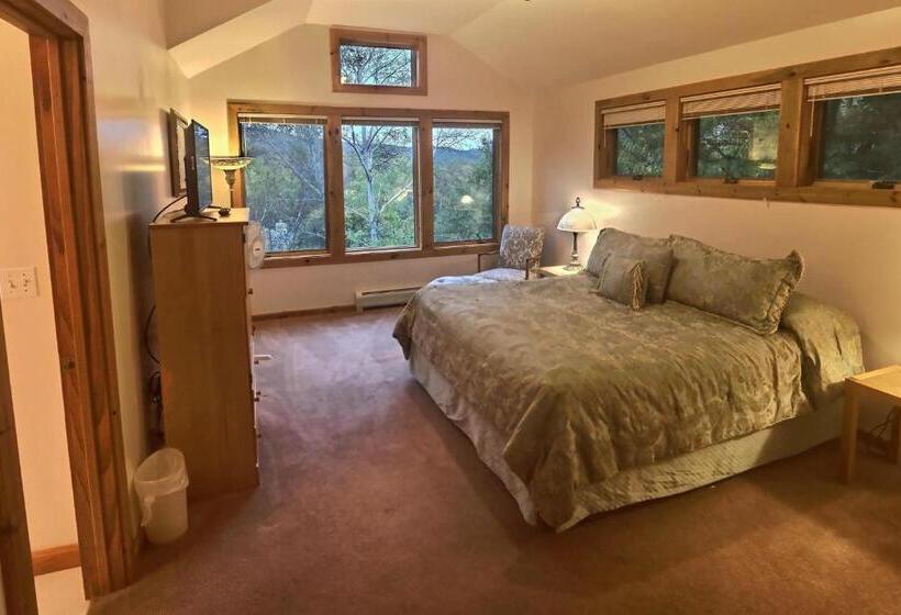 هتل Mountain Sports Inn