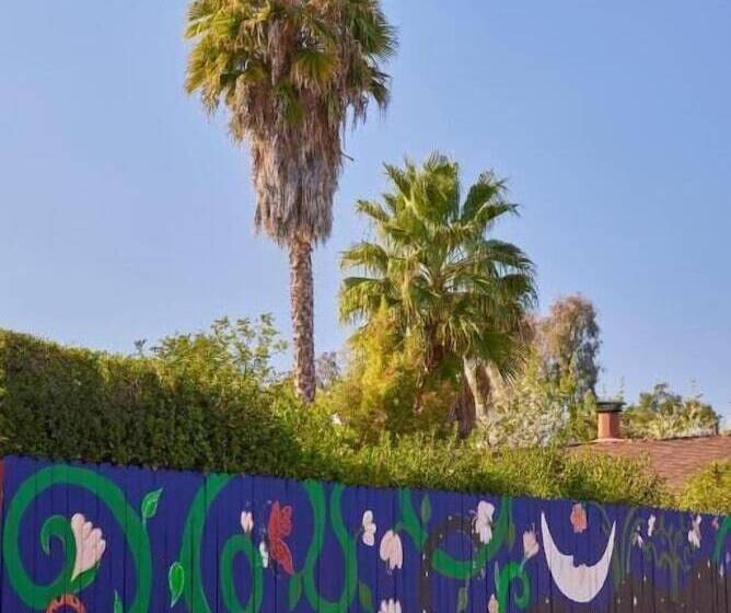 בית מלון כפרי Ojai Rancho Inn