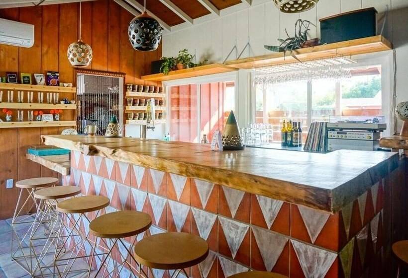 בית מלון כפרי Ojai Rancho Inn