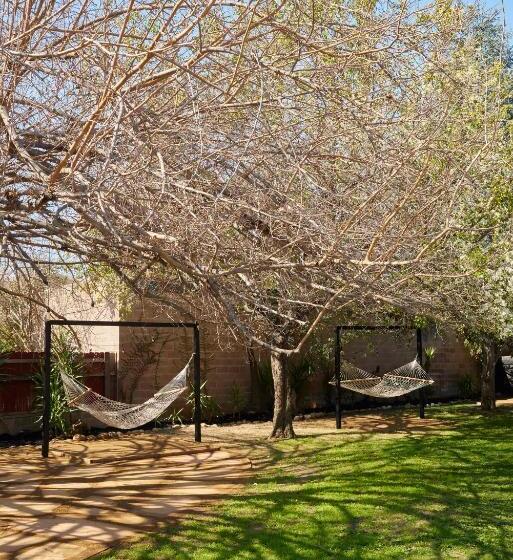 בית מלון כפרי Ojai Rancho Inn