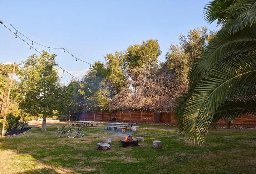 בית מלון כפרי Ojai Rancho Inn