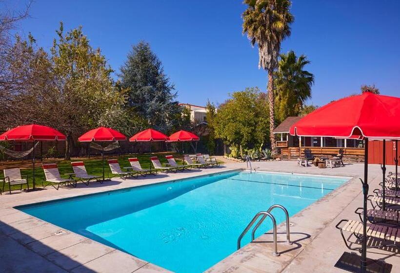 בית מלון כפרי Ojai Rancho Inn