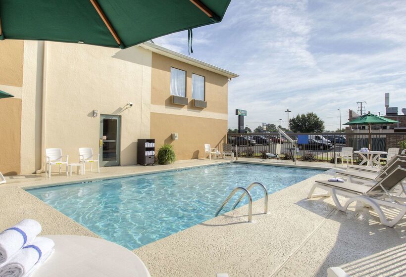 فندق Quality Inn