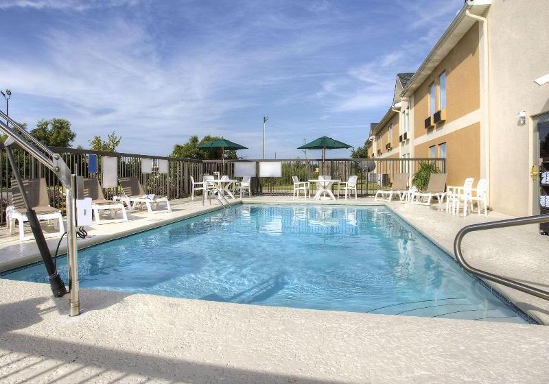 فندق Quality Inn