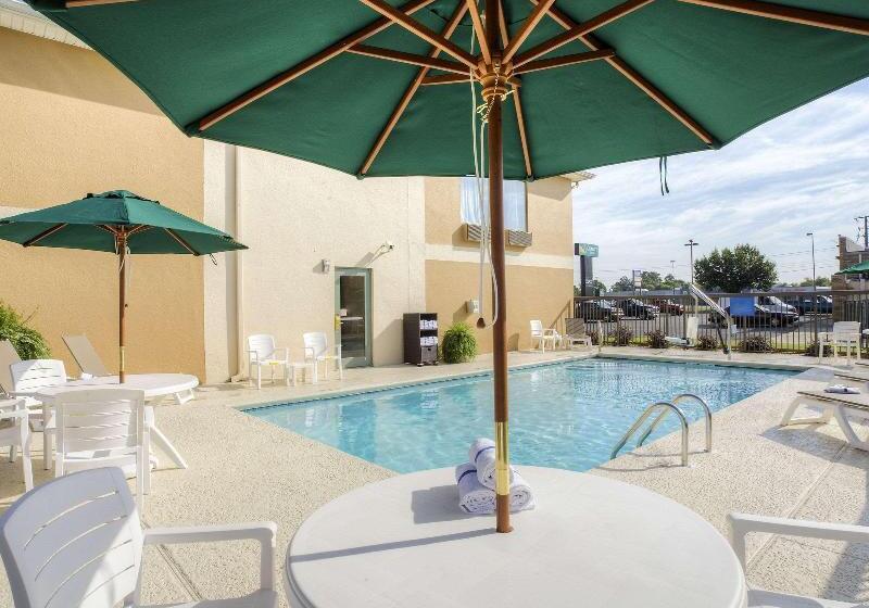 فندق Quality Inn