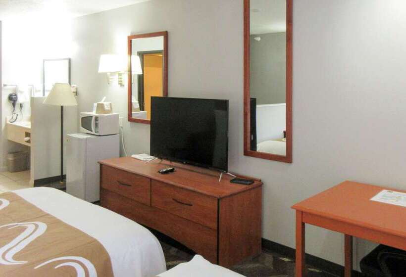 فندق Quality Inn & Suites Salina National Forest Area