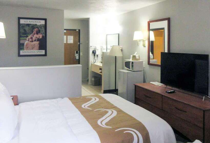 فندق Quality Inn & Suites Salina National Forest Area