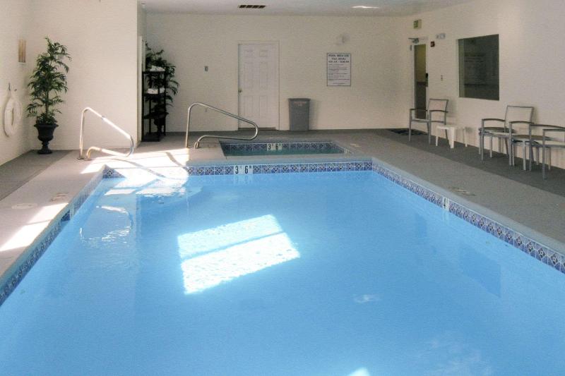 فندق Quality Inn & Suites Salina National Forest Area