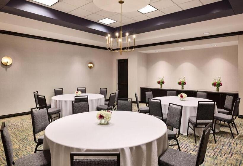 Renaissance Phoenix Glendale Hotel & Spa