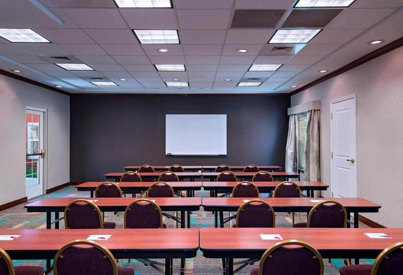 Отель Residence Inn Columbia