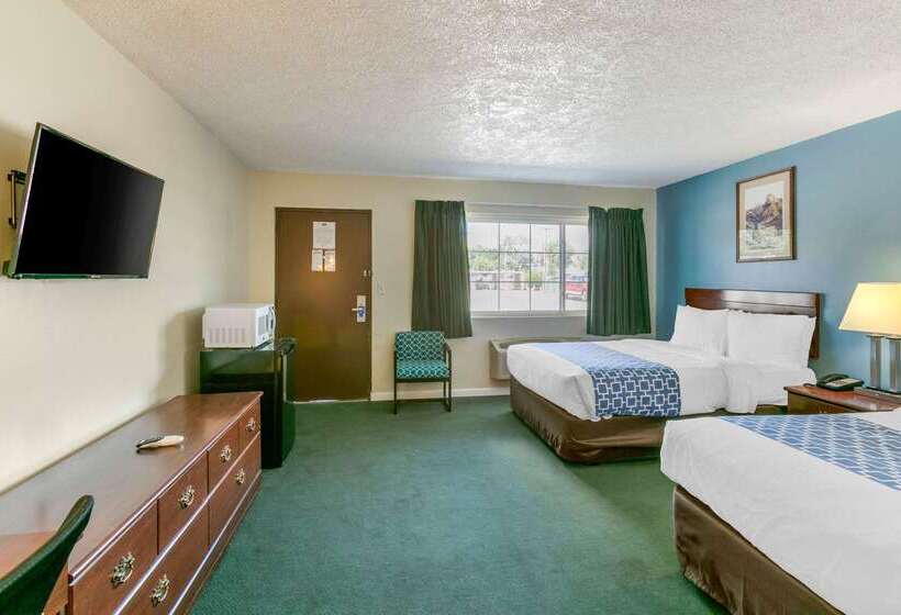 فندق Rodeway Inn