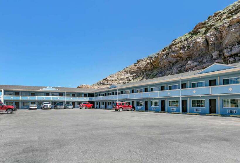 فندق Rodeway Inn