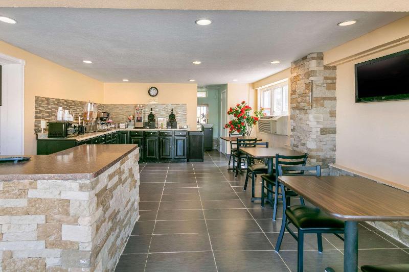 فندق Rodeway Inn