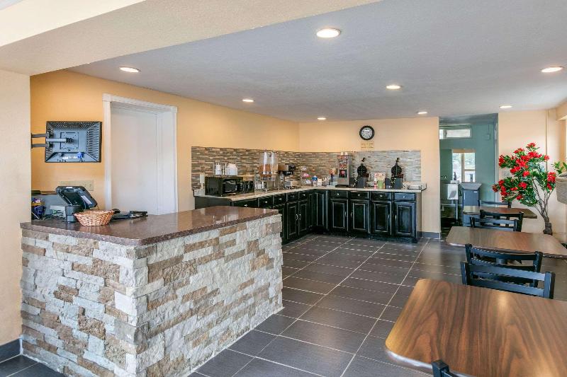 فندق Rodeway Inn