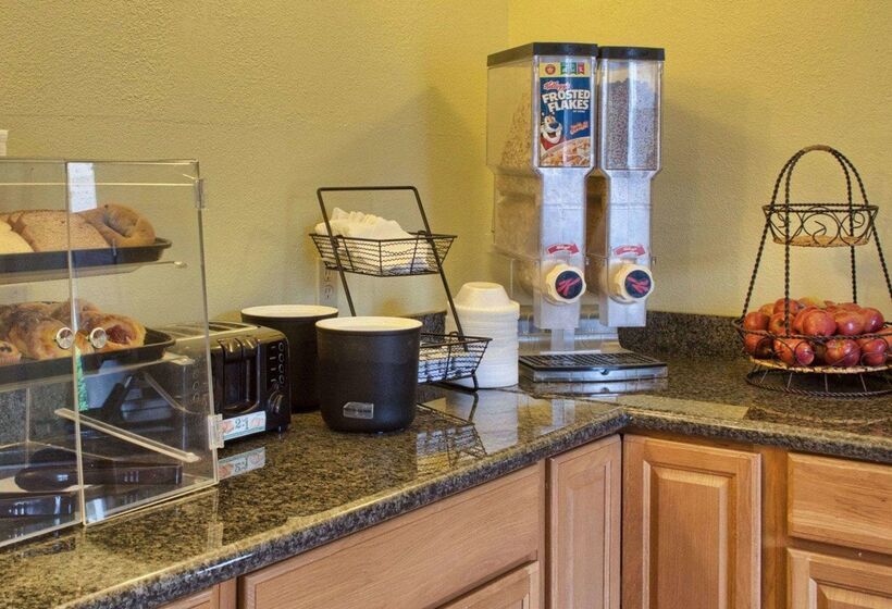 فندق Rodeway Inn  Richmond