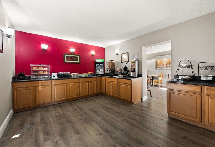 فندق Rodeway Inn  Richmond