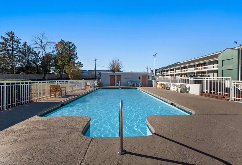 فندق Rodeway Inn  Richmond