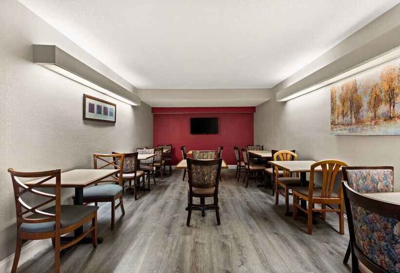 فندق Rodeway Inn  Richmond