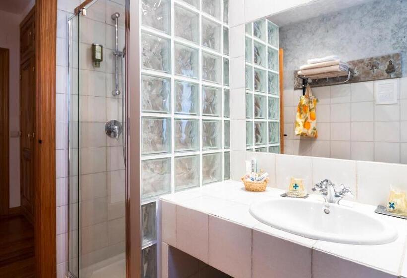 هتل روستایی El Torreon De Navacerrada