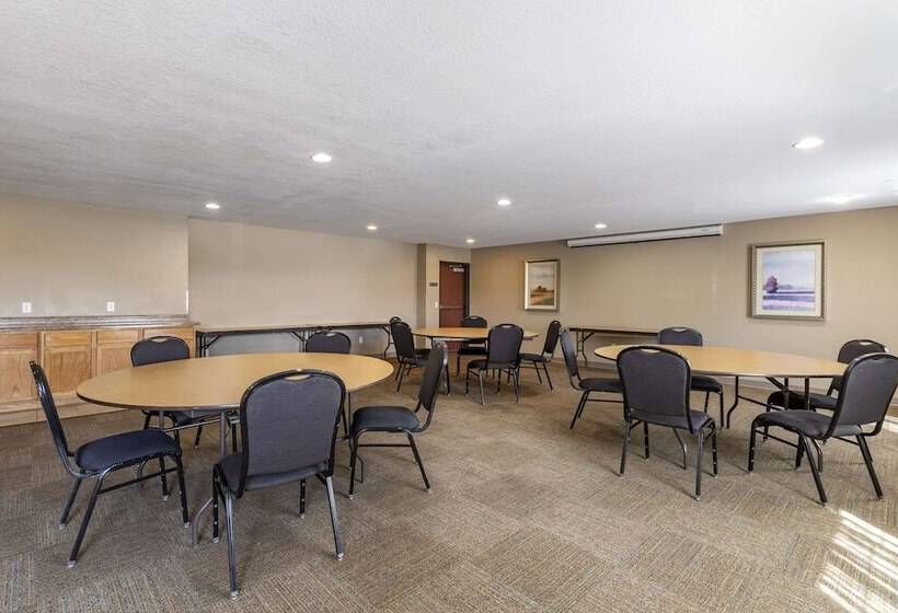 호텔 Sleep Inn & Suites Pleasant Hill  Des Moines