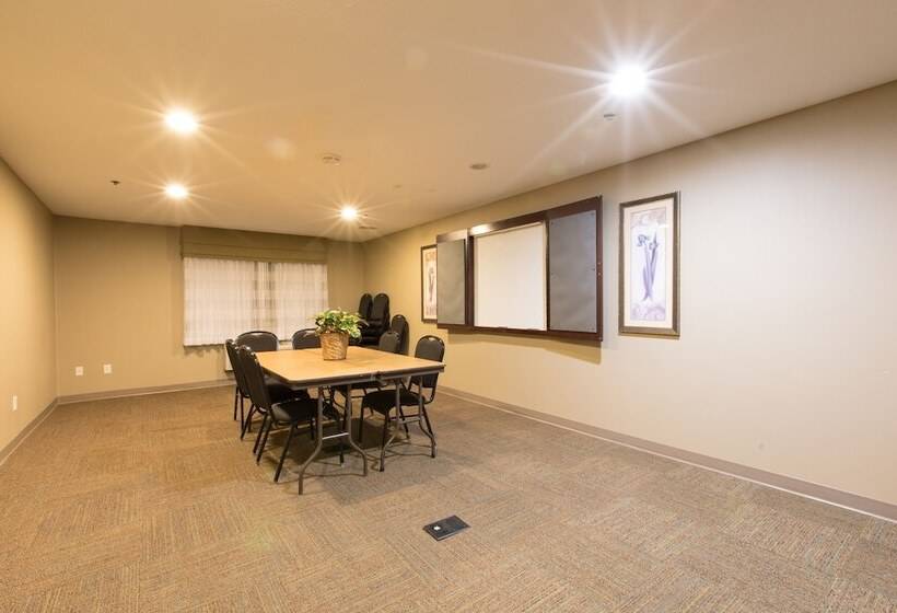 호텔 Sleep Inn & Suites Pleasant Hill  Des Moines