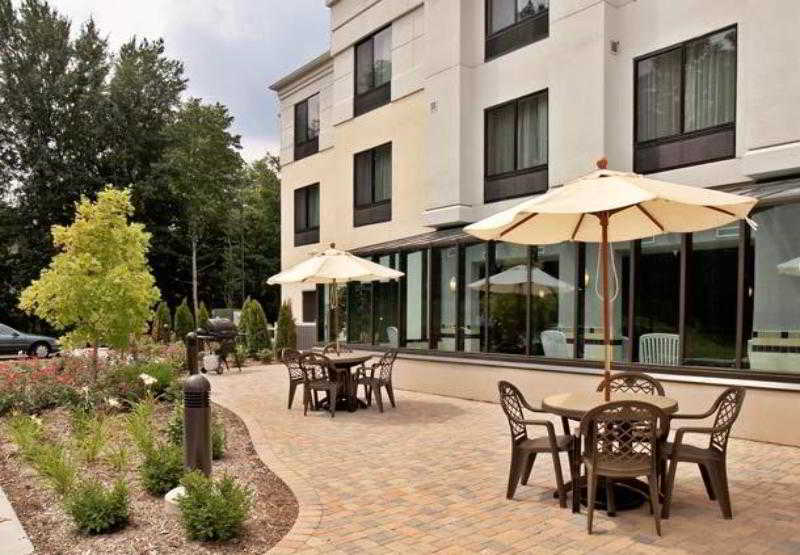 فندق Springhill Suites By Marriott Grand Rapids Airport Southeast