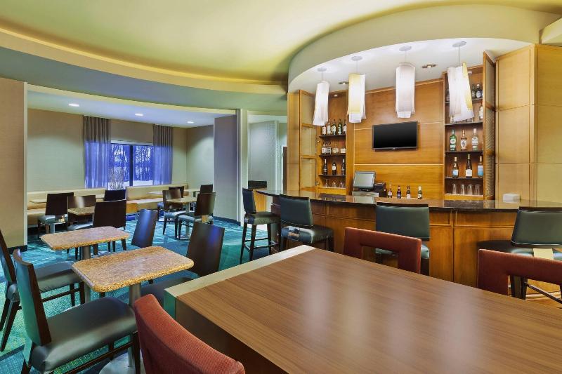 هتل Springhill Suites By Marriott Grand Rapids Airport Southeast