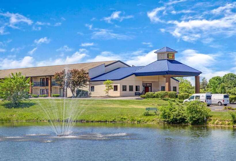호텔 Quality Inn Mason Near Kings Island