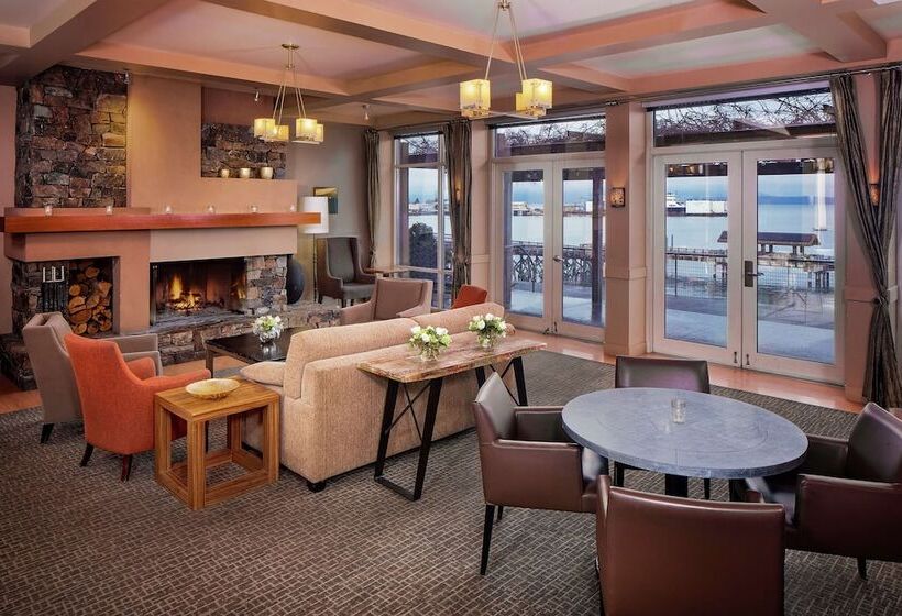 فندق Chrysalis Inn & Spa Bellingham, Curio Collection By Hilton
