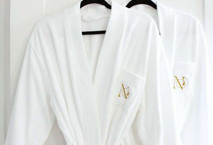 فندق The National