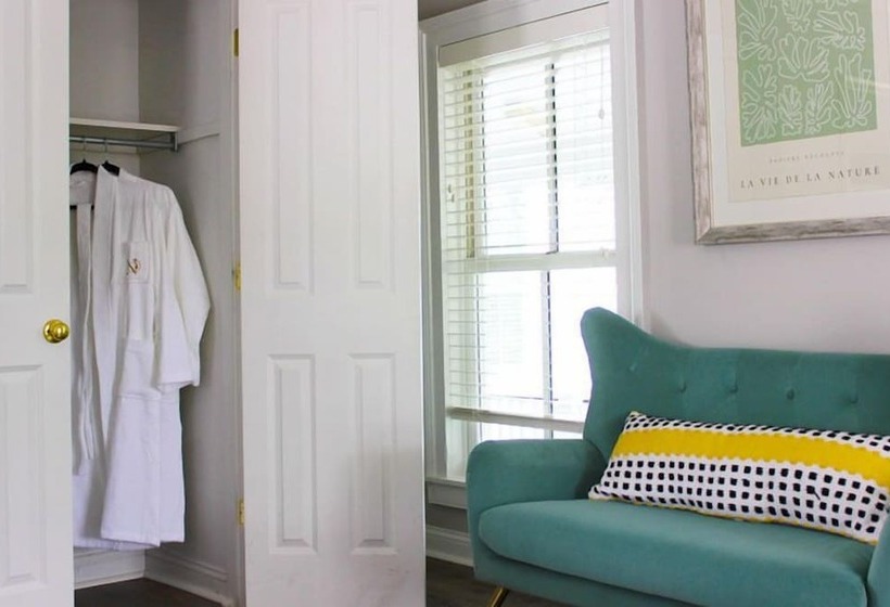 فندق The National