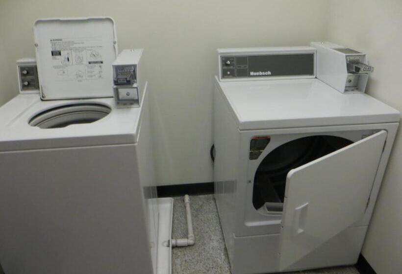 فندق Travelodge By Wyndham Missouri Valley