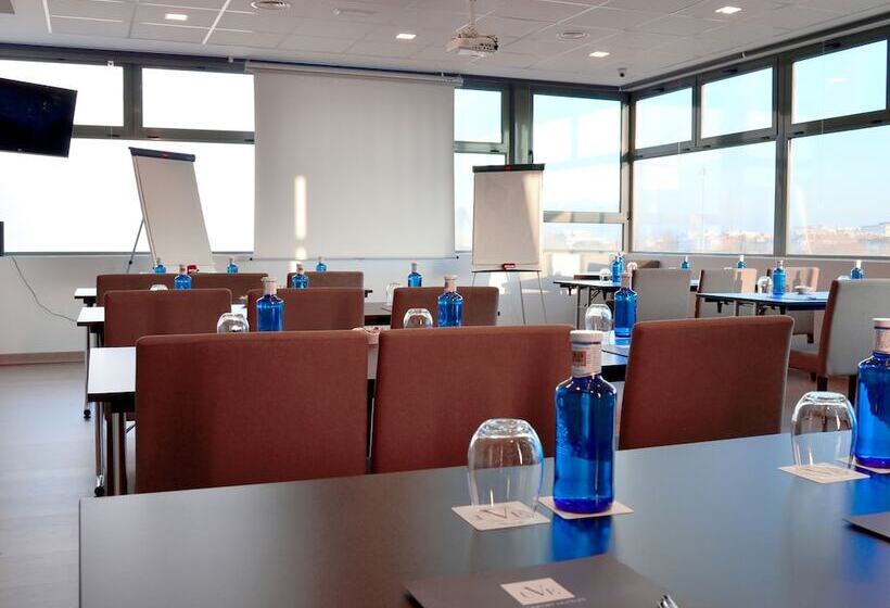 هتل Uve Alcobendas