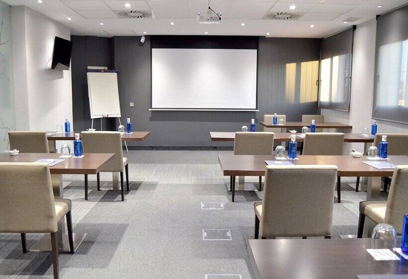 هتل Uve Alcobendas