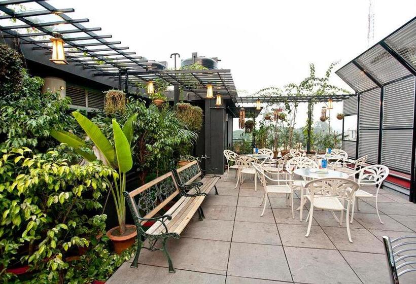 Well Park Residence Boutique Hotel & Suites