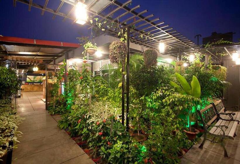 Well Park Residence Boutique Hotel & Suites