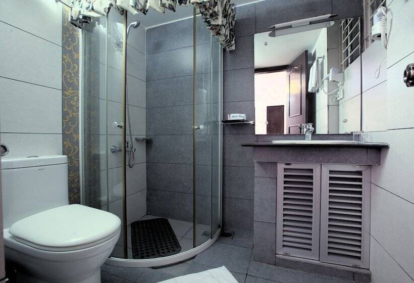 Well Park Residence Boutique Hotel & Suites