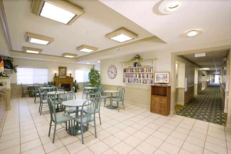 ホテル Wesley Inn