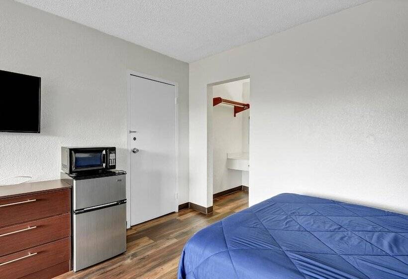 فندق Rodeway Inn