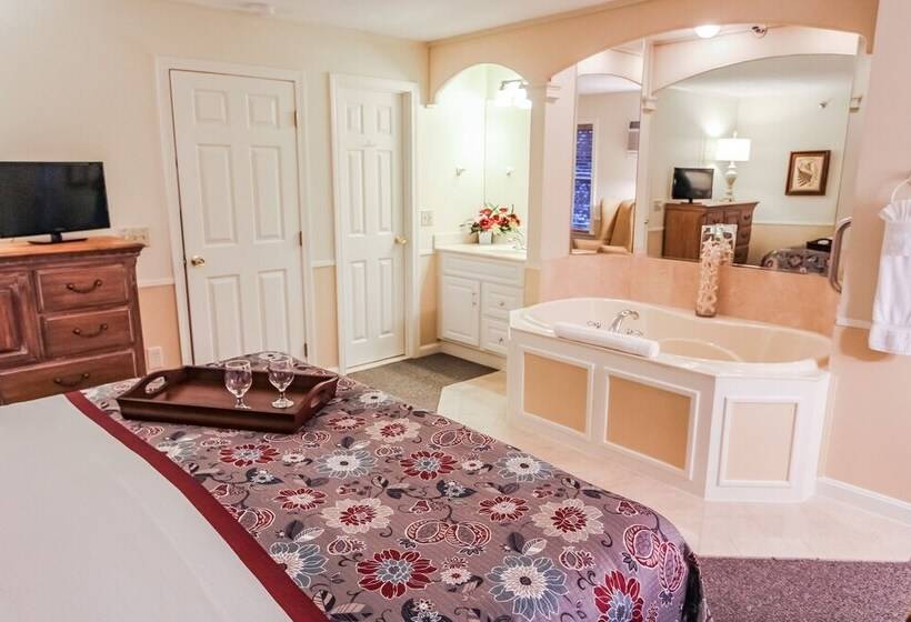 Innseason Resorts The Falls At Ogunquit