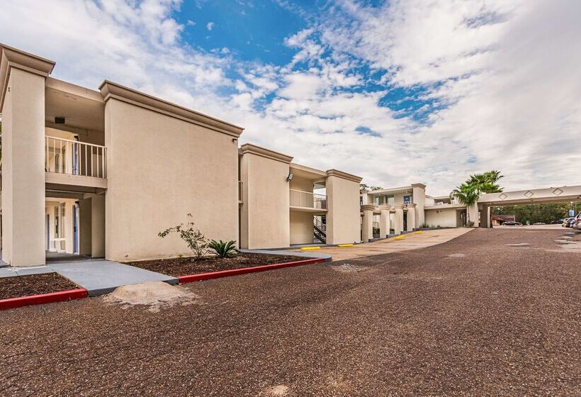 Motel 6 Cleveland, Tx