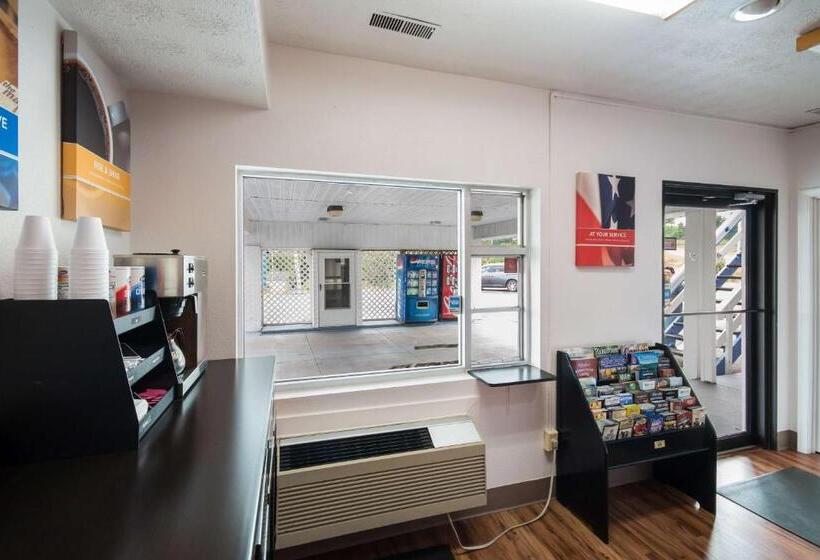 Motel 6 Parkersburg, Wv