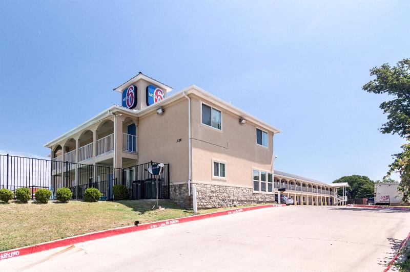 Motel 6azle, Tx