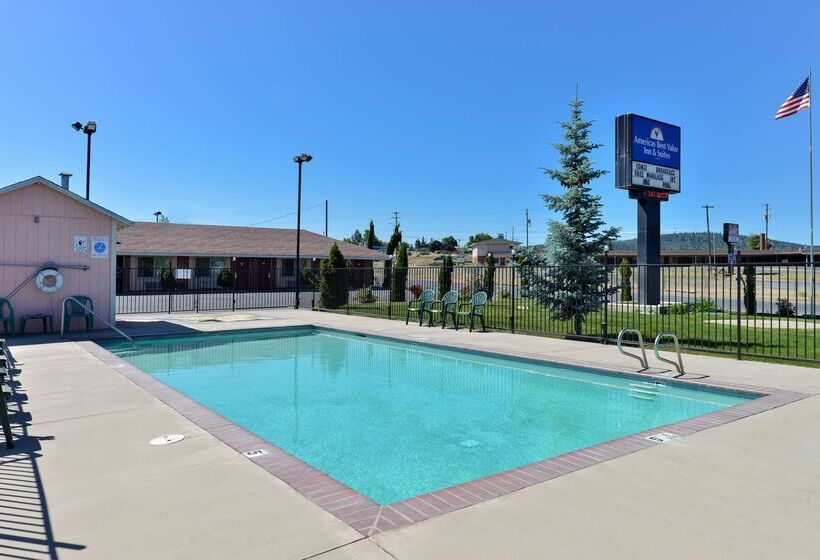 فندق على الطريق Americas Best Value Inn & Suites Klamath Falls