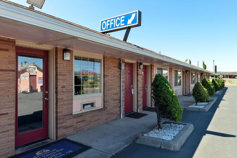 فندق على الطريق Americas Best Value Inn & Suites Klamath Falls