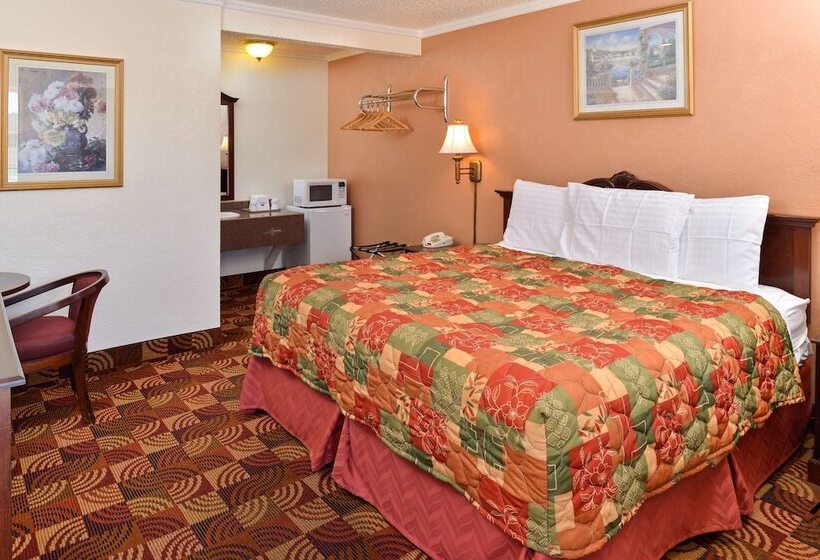 فندق على الطريق Americas Best Value Inn & Suites Klamath Falls