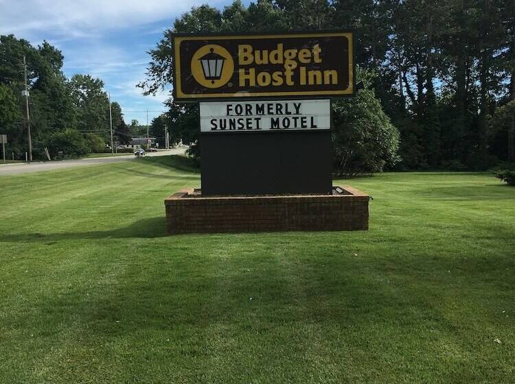 فندق على الطريق Budget Host Inn